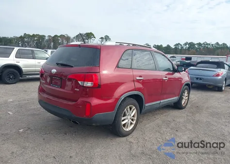 2015 Kia Sorento Lx из США, поврежденный, VIN 5XYKT4A60FG559318